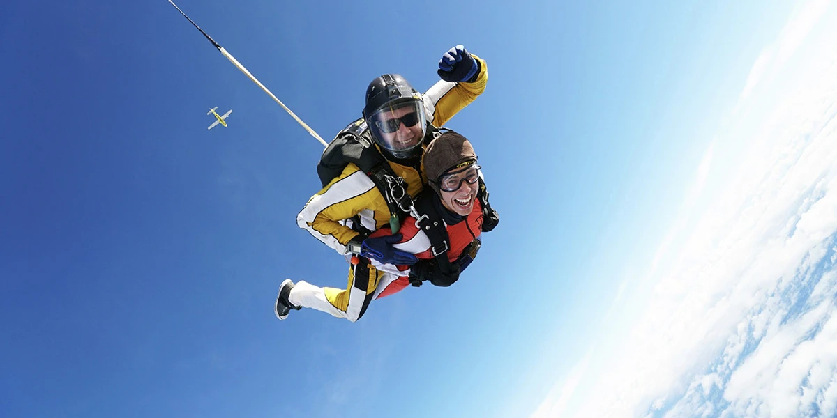 Shuttle Bus from us to Taupō Tandem Skydiving
