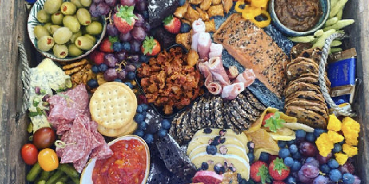 Cheeseboard by The Good Graze Co & Bubbles